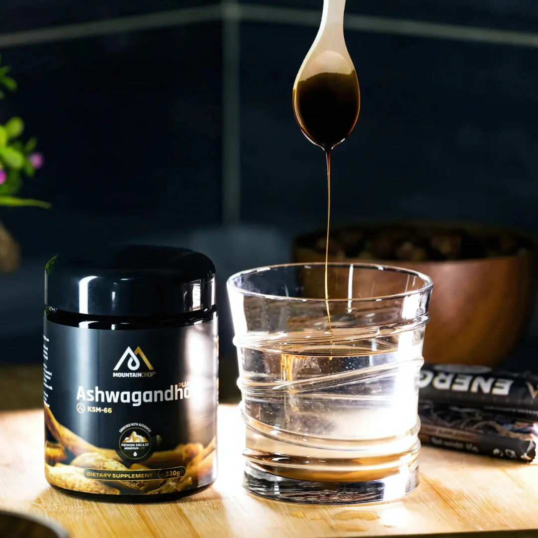 Ashwagandha annostus on helppo mitata mukana tulevan mittalusikan avulla.