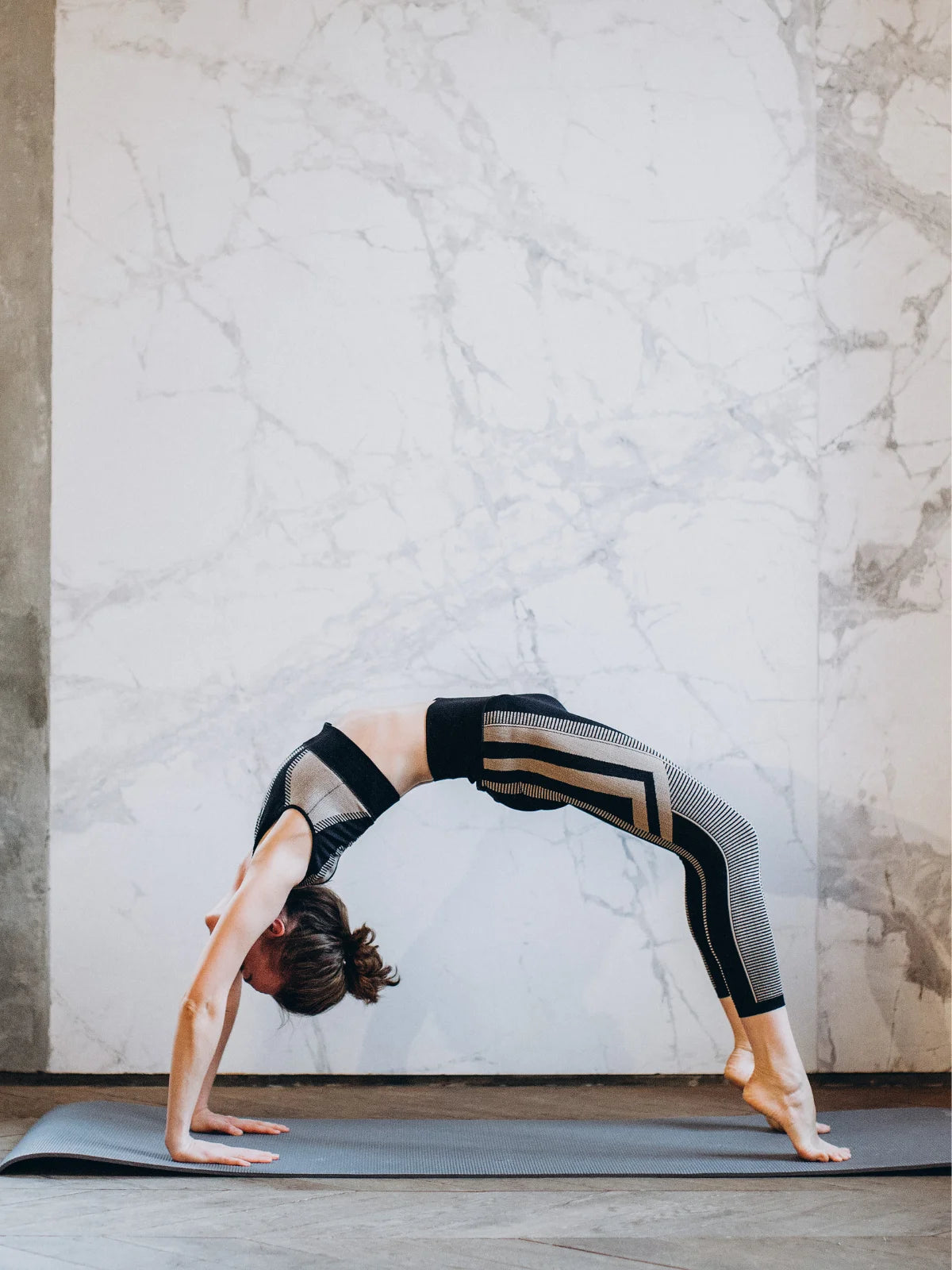 Balancestore selkäkaari on suunniteltu selän hyvinvointiin ja venyttämiseen.